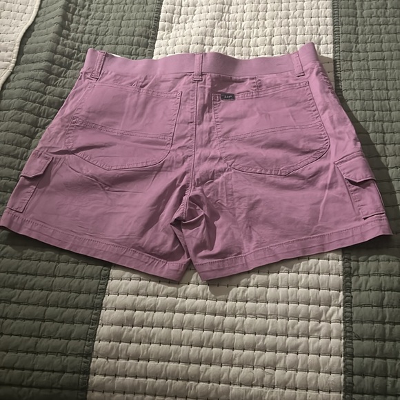 Lee Cargo Shorts - Picture 5 of 9